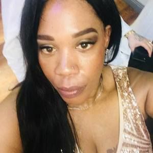 Meet your Posher, Jaquline